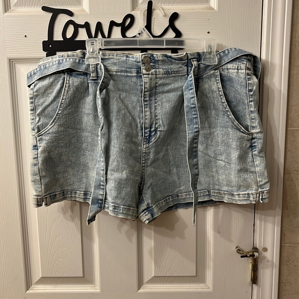 Plus size Jean shorts